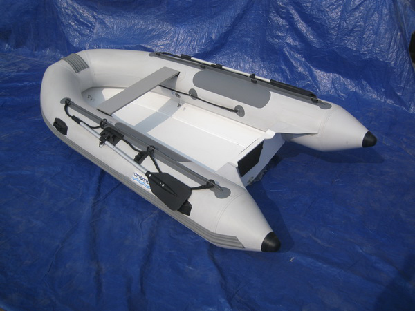 INFLATABLE BOAT